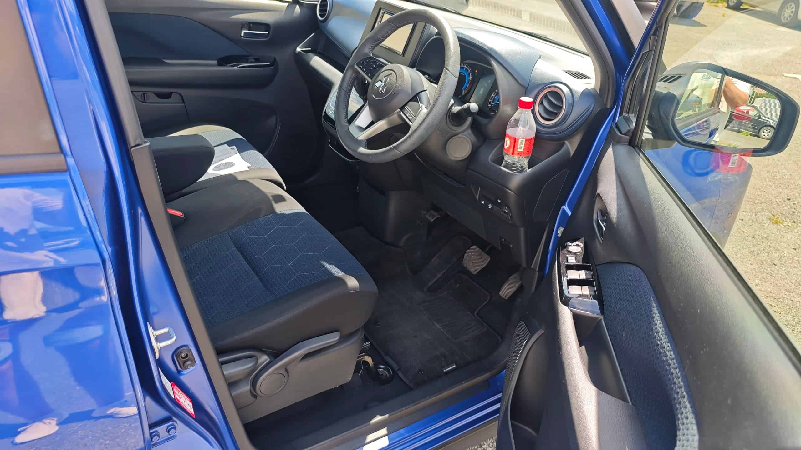 Mitsubishi eK X — салон